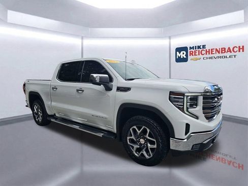 Used 2025 GMC Sierra 1500 SLT w/ SLT Premium Package AWD/4WD image 2