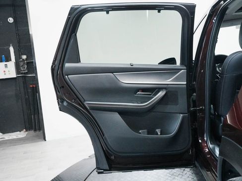 Used 2024 MAZDA CX-90 Plug-In Hybrid w/ Premium Plus image 13