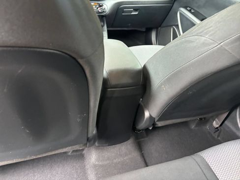 Used 2025 Kia Soul LX w/ LX Technology Package FWD image 23