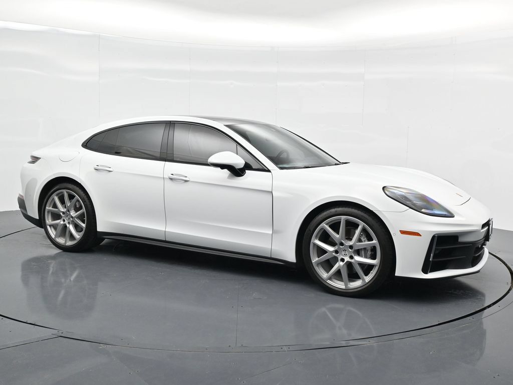 Certified 2024 Porsche Panamera 4 AWD/4WD image 9