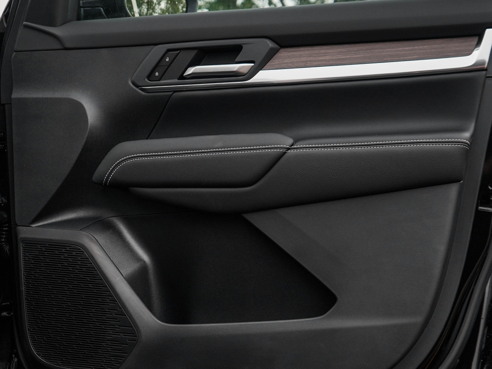 New 2027 GMC Terrain Denali AWD/4WD image 10
