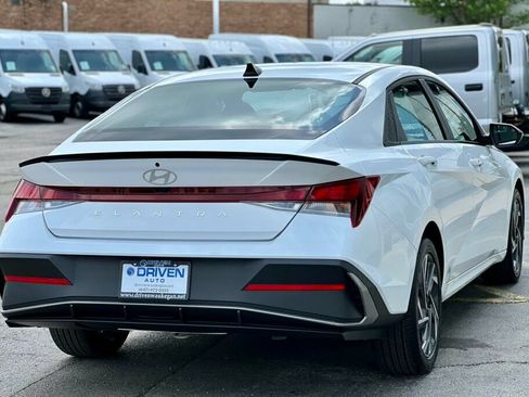 Used 2025 Hyundai Elantra Sport w/ Cargo Package FWD image 36
