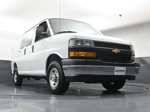 New 2026 Chevrolet Express 2500 w/ Driver Convenience Package RWD image 20