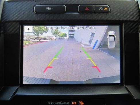 Used 2019 Ford F150 XLT image 10