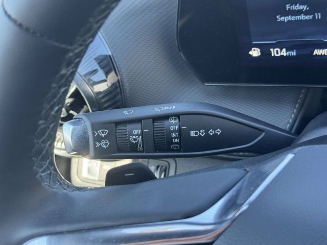 Used 2025 Chevrolet Equinox LT AWD/4WD image 23