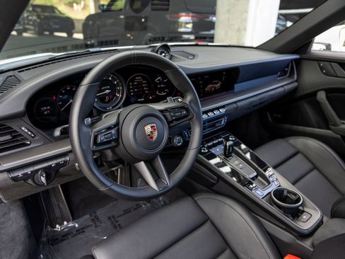 Certified 2024 Porsche 911 Carrera GTS RWD image 4