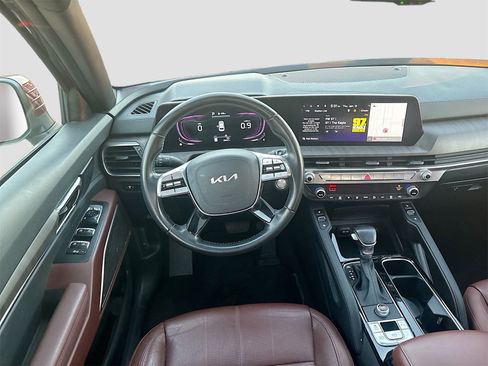 Used 2024 Kia Telluride EX image 23