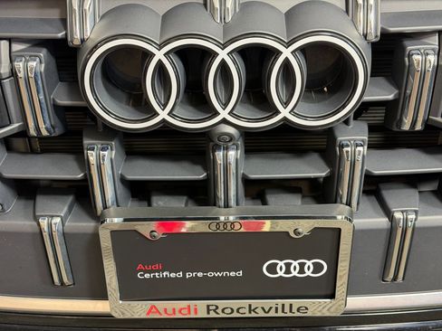 Certified 2025 Audi Q7 2.0T Premium w/ Convenience Package AWD/4WD image 20
