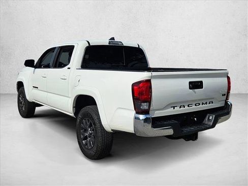 Used 2021 Toyota Tacoma SR5 RWD image 7