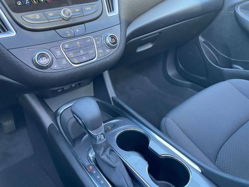 Used 2024 Chevrolet Malibu LT image 43