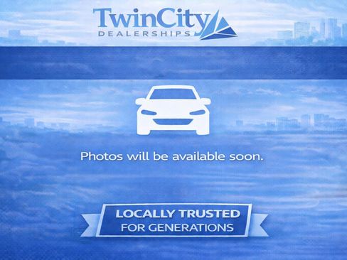 Used 2016 Chevrolet Suburban LT image 1