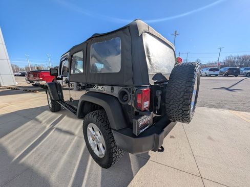 Used 2016 Jeep Wrangler Unlimited Sport image 6
