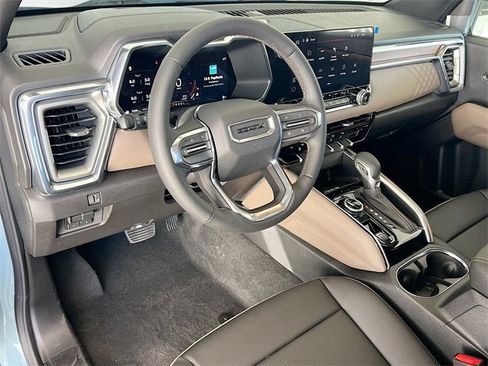 New 2026 GMC Canyon Denali image 6