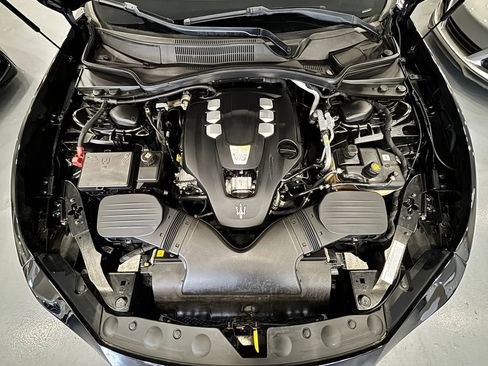 Used 2017 Maserati Ghibli RWD image 46