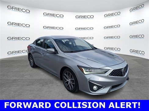 Used 2022 Acura ILX Premium Package image 2