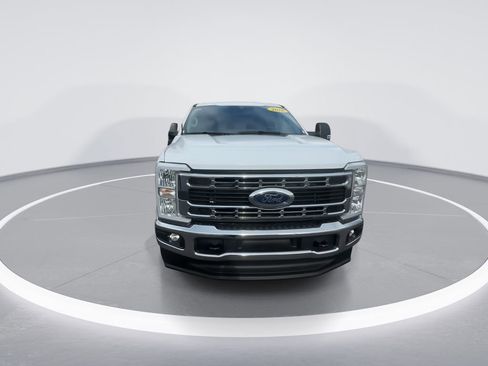 New 2026 Ford F250 XLT AWD/4WD image 3