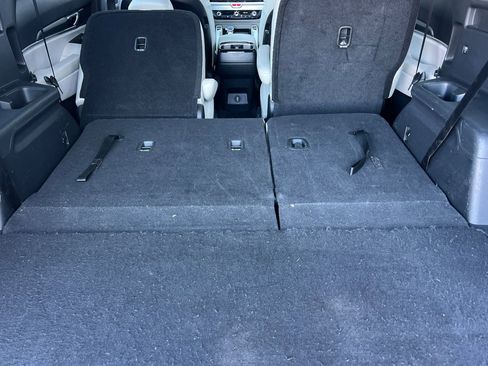 Used 2021 Kia Telluride S image 16