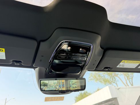 New 2026 Polestar Polestar 4 AWD/4WD image 17