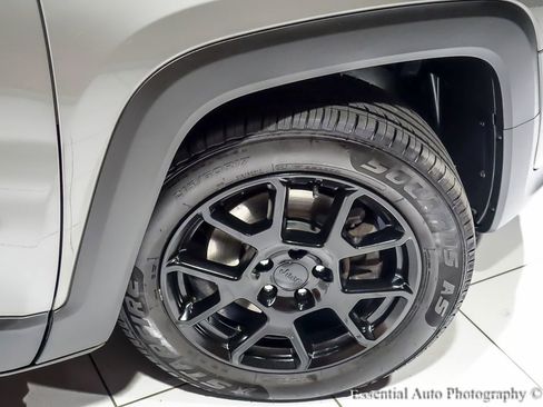Used 2020 Jeep Renegade Altitude FWD image 10