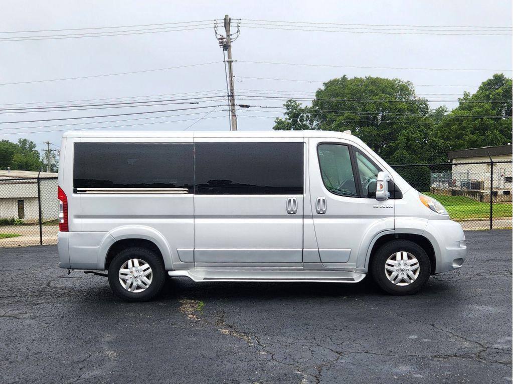 Used 2017 RAM ProMaster 1500 w/ Premium Appearance Group FWD image 7