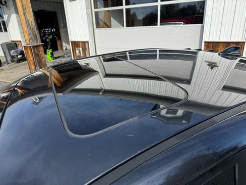 Used 2017 Subaru WRX Premium image 9