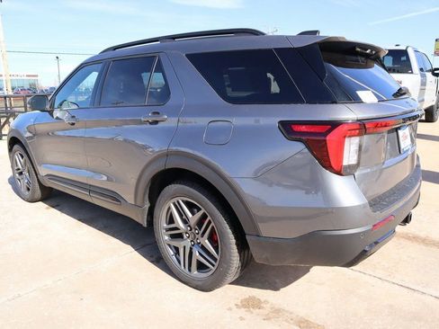 New 2026 Ford Explorer ST-Line w/ ST-Line Street Pack RWD image 25