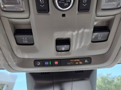 Used 2023 Cadillac Escalade Sport Platinum AWD/4WD image 42