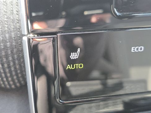 Certified 2023 Subaru Solterra AWD image 11