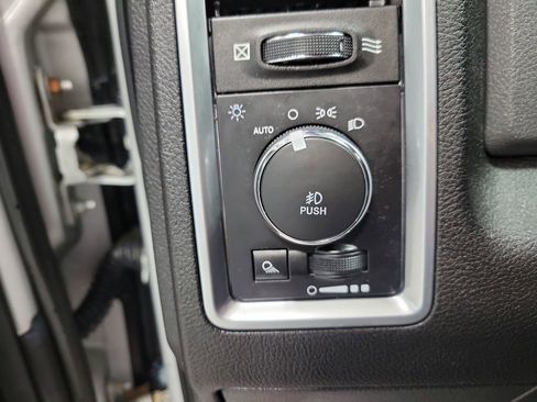 Used 2017 RAM 1500 Big Horn image 12