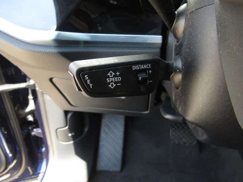Used 2023 Audi Q3 2.0T Premium Plus AWD/4WD image 29