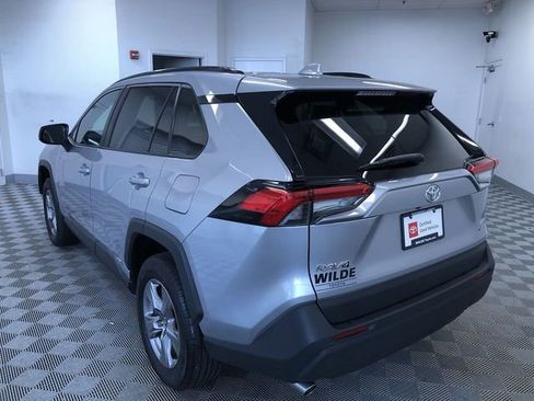 Certified 2025 Toyota RAV4 LE AWD/4WD image 12
