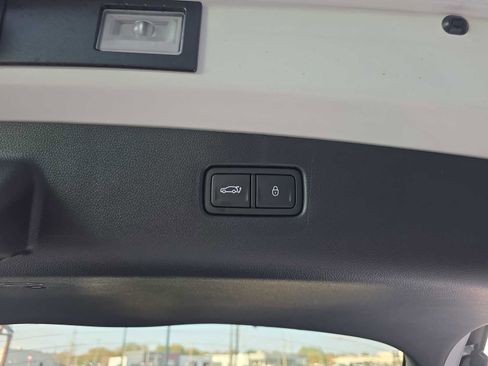 New 2026 Genesis GV70 2.5T image 23