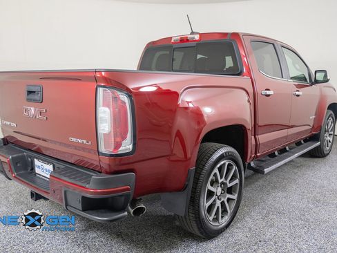 Used 2020 GMC Canyon Denali AWD/4WD image 7