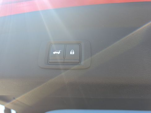 Used 2024 Mitsubishi Outlander SE AWD/4WD image 17