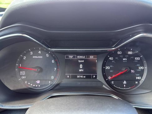 Used 2023 Chevrolet TrailBlazer LT FWD image 4