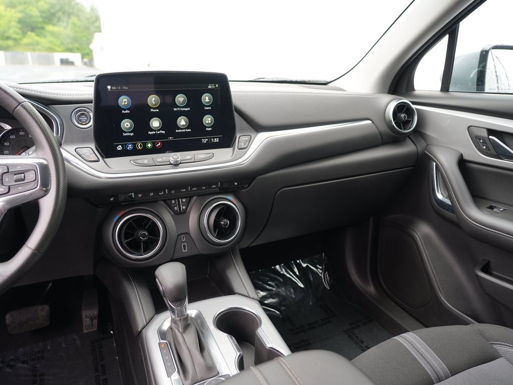 Certified 2024 Chevrolet Blazer LT AWD/4WD image 21