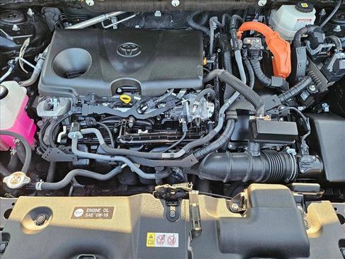 Used 2022 Toyota RAV4 LE AWD/4WD image 21