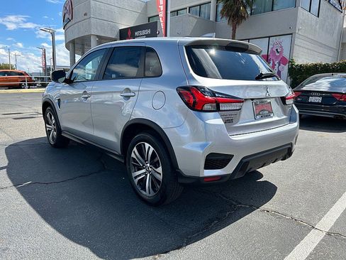 New 2025 Mitsubishi Outlander Sport SE image 6