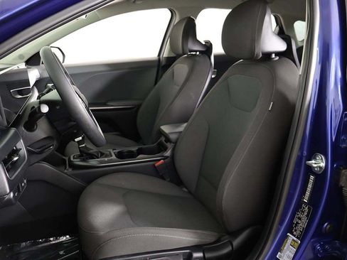 Used 2025 Kia K4 FWD image 27