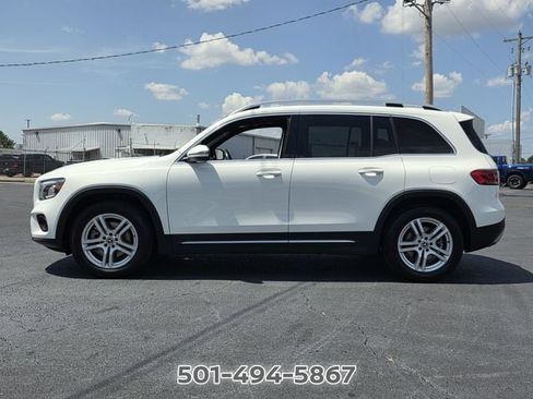 Used 2023 Mercedes-Benz GLB 250 4MATIC image 2