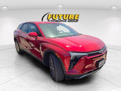 Used 2025 Chevrolet Blazer EV LT AWD/4WD image 1