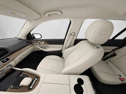 Certified 2021 Mercedes-Benz GLS 450 4MATIC image 11