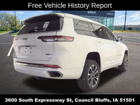 Used 2023 Jeep Grand Cherokee L Overland AWD/4WD image 5