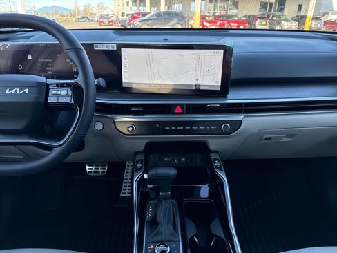 New 2026 Kia Sorento SX image 24