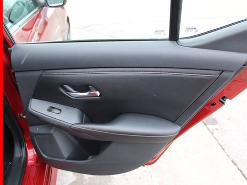 Certified 2022 Nissan Sentra SR image 23