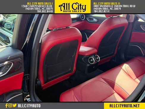 Used 2019 Alfa Romeo Giulia RWD image 25