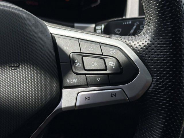 Used 2020 Volkswagen Atlas Cross Sport SEL Premium R-Line AWD/4WD image 25