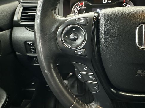 Used 2020 Honda Ridgeline RTL-E image 27