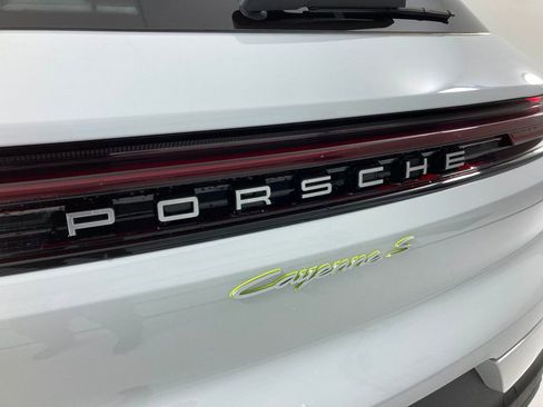 Certified 2024 Porsche Cayenne S image 27