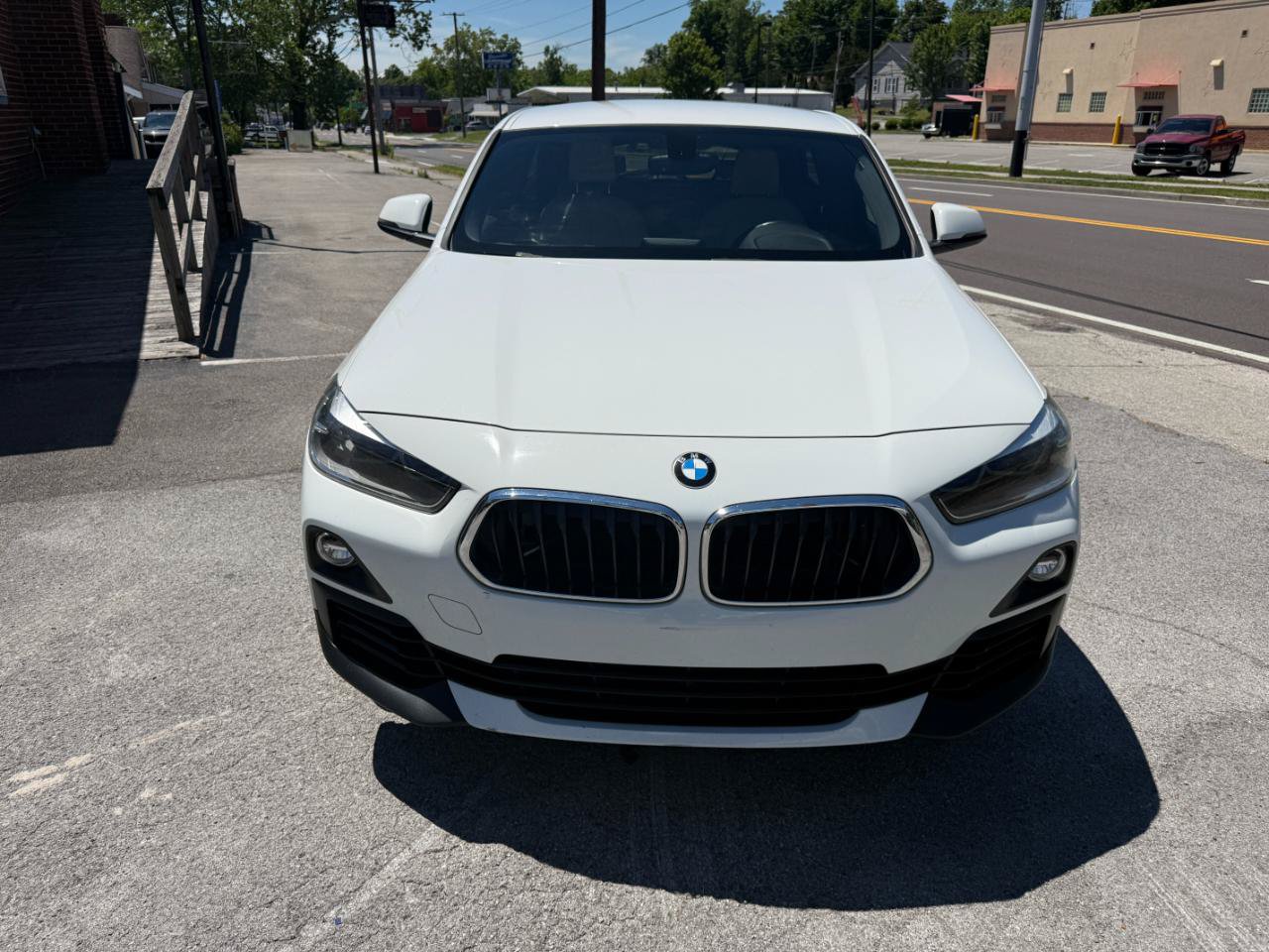 Used 2018 BMW X2 xDrive28i w/ Convenience Package AWD/4WD image 3